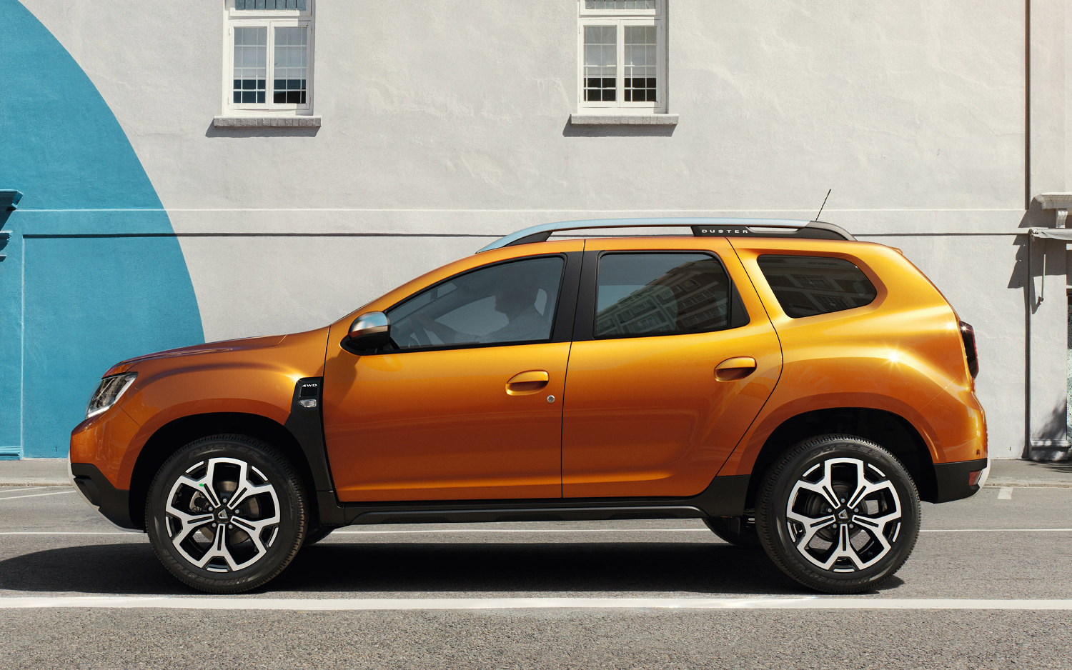 Comparison - Dacia Duster Prestige 2019 - vs - Kia Sportage SX 2019 ...